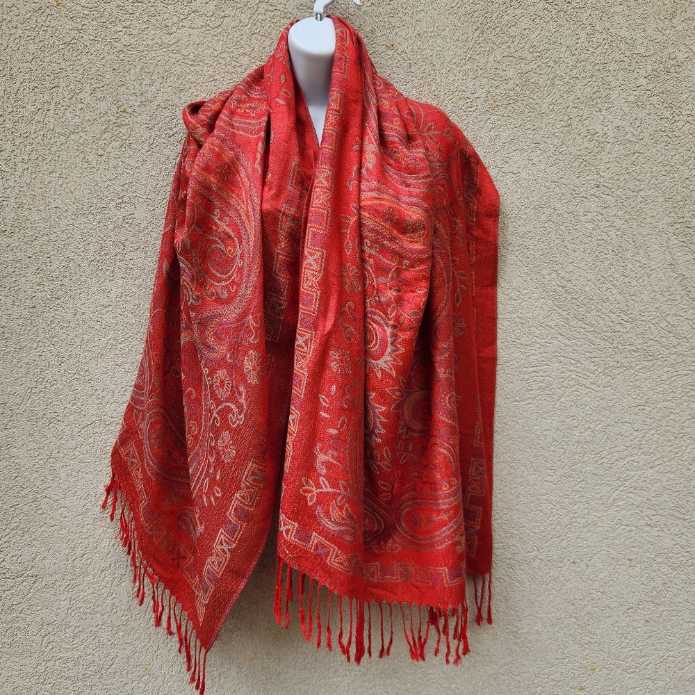 PASHMINA Cashmere Scarf Red Paisley Floral Wrap Shawl Fringe Soft 27 x 72 - Picture 3 of 8